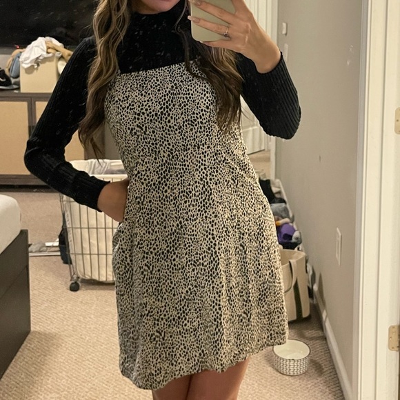 American Eagle Outfitters Dresses & Skirts - American Eagle Animal Spotted Print Dress Size Small